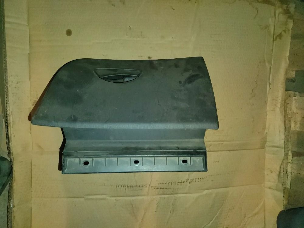 Бардачок Ford Focus 1, 1000 рублей, Тольятти