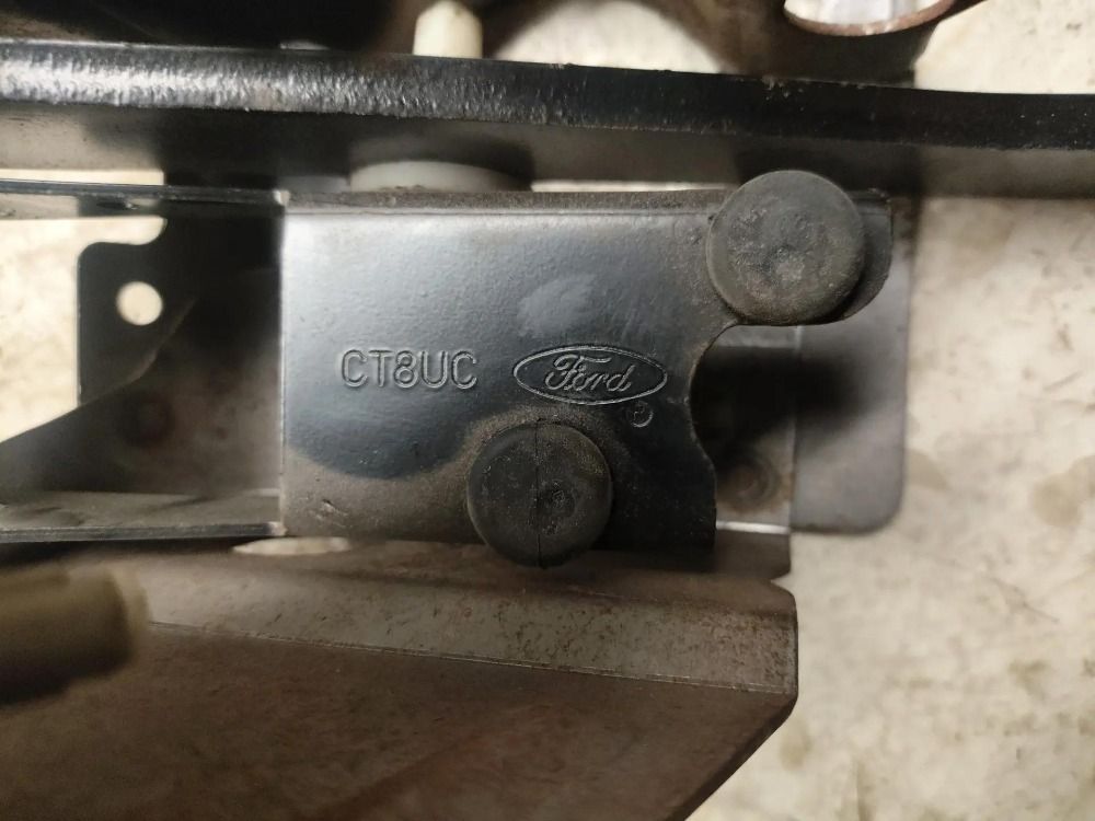 Педаль тормоза Ford Fiesta Mk5, 1000 рублей, Тольятти