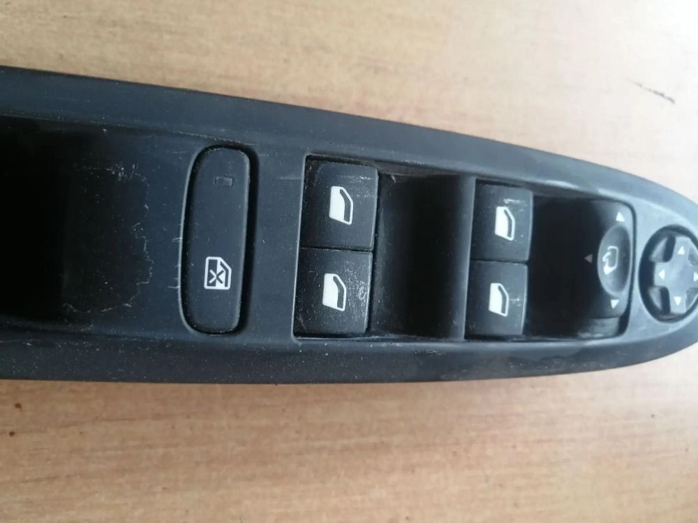 Блок управления стеклоподъемниками Citroen C4 II, 4500 рублей, Тольятти
